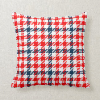 Almofada Padrão de Gingham Vermelho e Azul