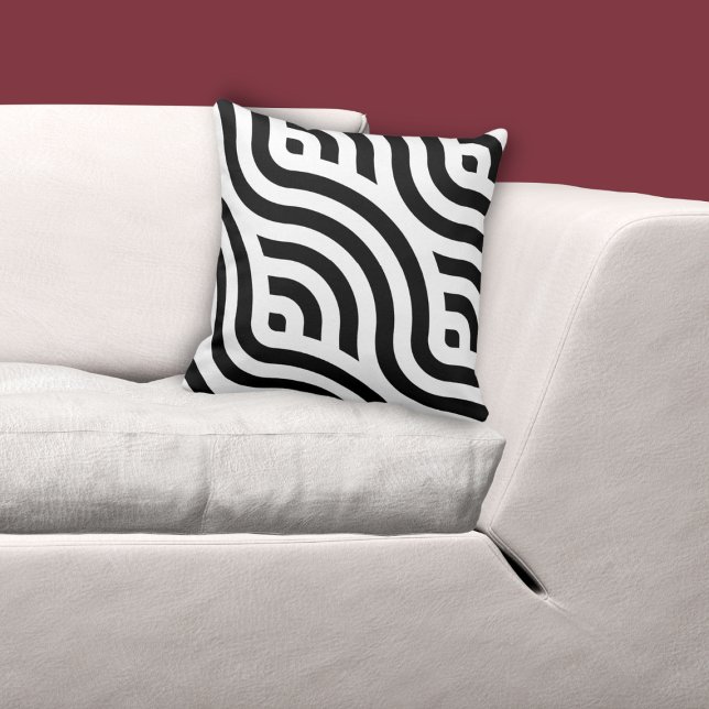 Almofada Padrão de Onda Branca Étnica Preto (Regular White Wave Pattern Black Throw Pillow, custom color possible)