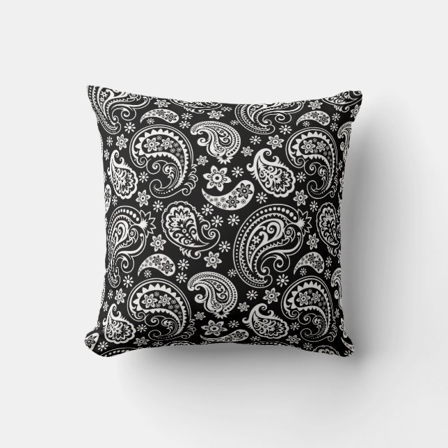 Almofada Padrão de Paisley do Ornamentado preto e branco (Frente)