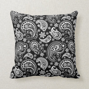 Almofada Padrão de Paisley do Ornamentado preto e branco