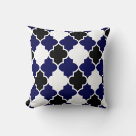 Almofada Padrão de Quatrefoil Preto e Branco no Azul Marinh