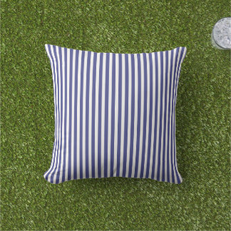 Almofada Padrão De Stripes Azul E Branco Elegante