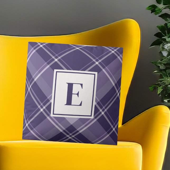 Almofada Padrão de Tartan Roxo Moderno (Criador carregado)