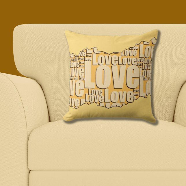 Almofada Padrão de Tipografia Amarela do Amor (Love Yellow Typography Pattern Throw Pillow)