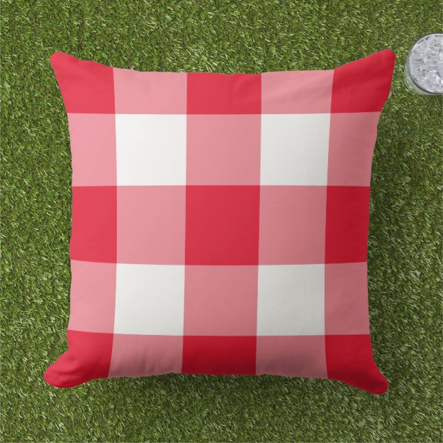 Almofada Padrão de Xadrez de Gingham Vermelho e Branco (Grama)