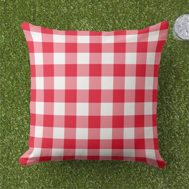 Almofada Padrão de Xadrez de Gingham Vermelho e Branco (Grama)