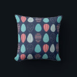 Almofada Padrão Decorativo de Ovo Padrão no Azul Escuro<br><div class="desc">Padrão decorativo de ovo padronizado em azul escuro.</div>