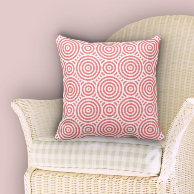 Almofada Padrão dos círculos aninhados, cor-de-rosa e branc (Cute Pink and White Nested Circle Pattern Throw Pillow, Dining Room)