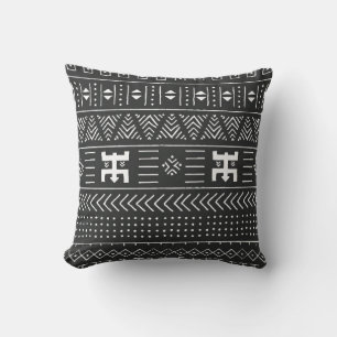 Almofada Padrão étnico tribal negro e branco com geometr