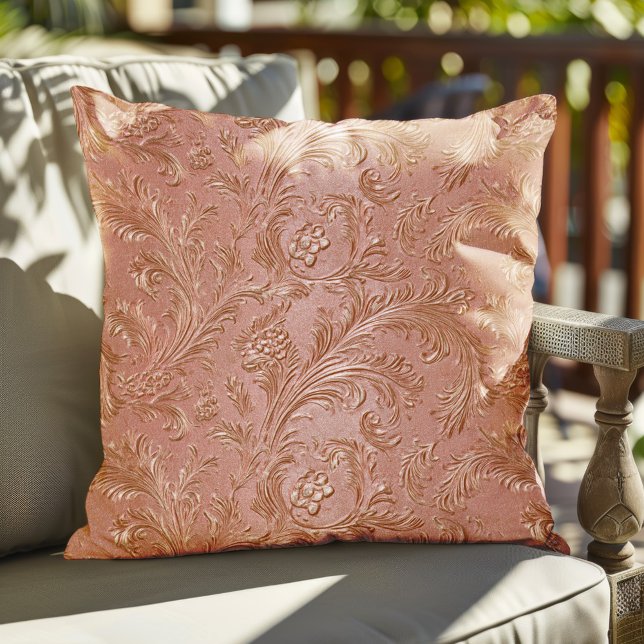 Almofada Padrão floral em rosa dourado (Criador carregado)