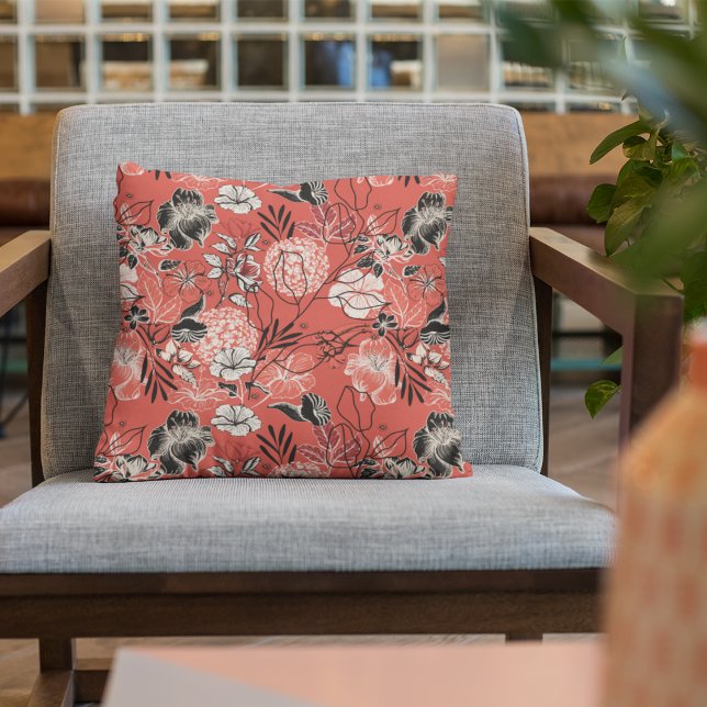 Almofada Padrão Floral Negro e Vermelho Negrito (Pretty and Colorful Modern Hibiscus, Magnolia, Tropical Flower Illustrations on Red Background. )