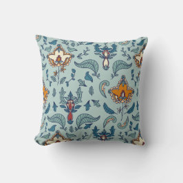 Almofada Padrão floral ornamentado em um fundo azul pálido