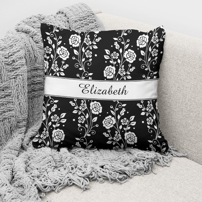 Almofada Padrão Floral Preto e Branco Elegante (Criador carregado)