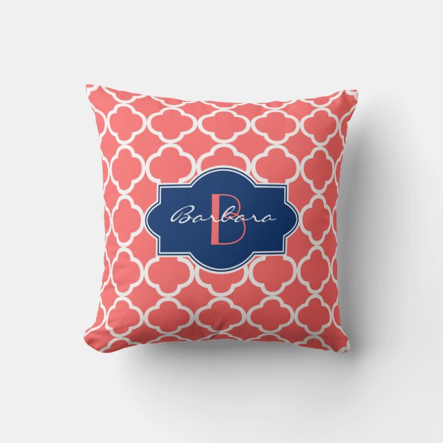 Almofada Padrão Geométrico Coral & White Quatrefoil (Frente)