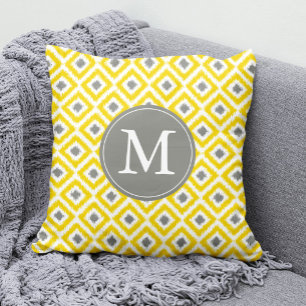 Almofada Padrão Ikat de Diamantes Amarelos Monogramados