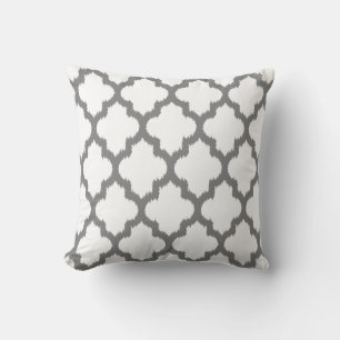Almofada Padrão Inversível De Ikat Quatrefoil Branco E Cinz