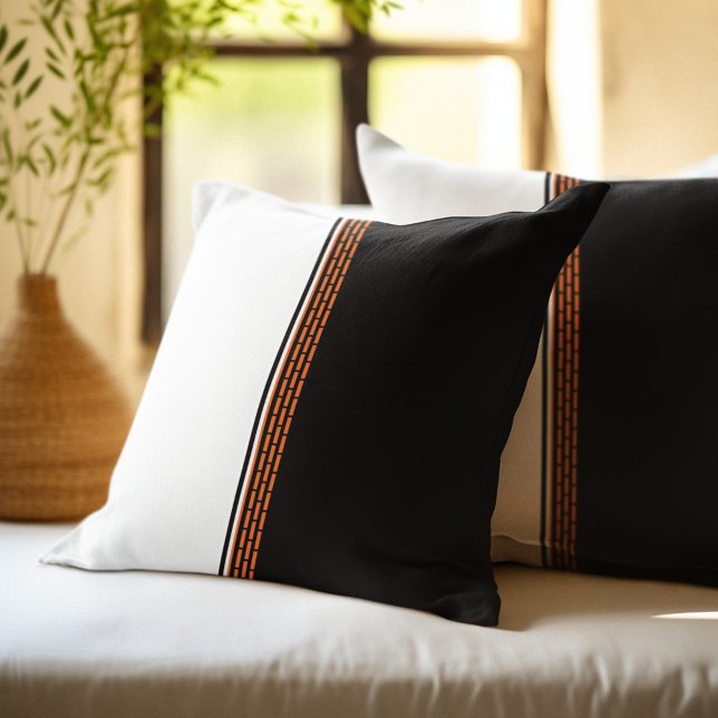 Almofada Padrão Listrado Abstrato Laranja Preto e Branco (Criador carregado)