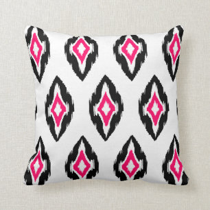 Almofada Padrão Tribal de Ikat Preto de Fúcsia Moderna 1b