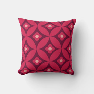 Almofada Padrões das flores vermelhas na parte dos círculos