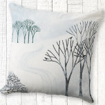 Almofada Paisagem da neve invernal<br><div class="desc">Uma paisagem de inverno nevada com árvores e uma parede seca de pedra. Brrr! Arte original de Nic Squirrell.</div>