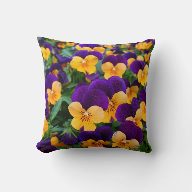 Almofada Pansy Bloom: Fechamento da Bela do Jardim. (Frente)