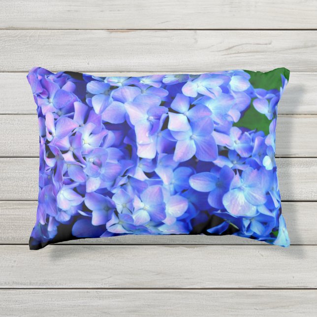 Almofada Para Ambientes Externos Elegante azul-púrpura magenta hidrangea floral (Frente)