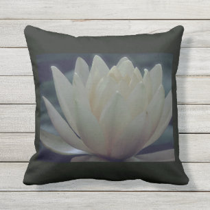 Almofada Para Ambientes Externos Lírio de água da flor de Lotus branco