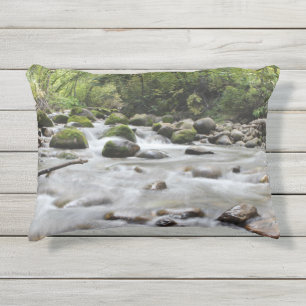 Almofada Para Ambientes Externos Travesseiros decorativos do Stream da Floresta