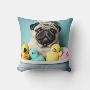 Almofada Paraíso Pug: Uma Beleza de Banho na Banheira