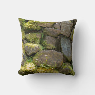 Almofada Parede de pedra antiga com musgo -