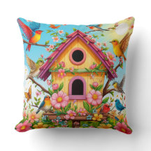 Pássaros Percorrendo uma Casa de Aves