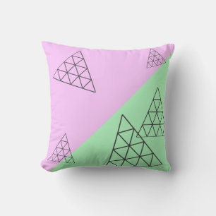 Almofada Pastel de Geometria do Triângulo da Pirâmide Na 