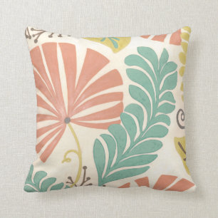Almofada Pastel Floral Vines e Folhas em Fundo de Creme