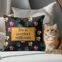 Pata de gato preto engraçado fofo 