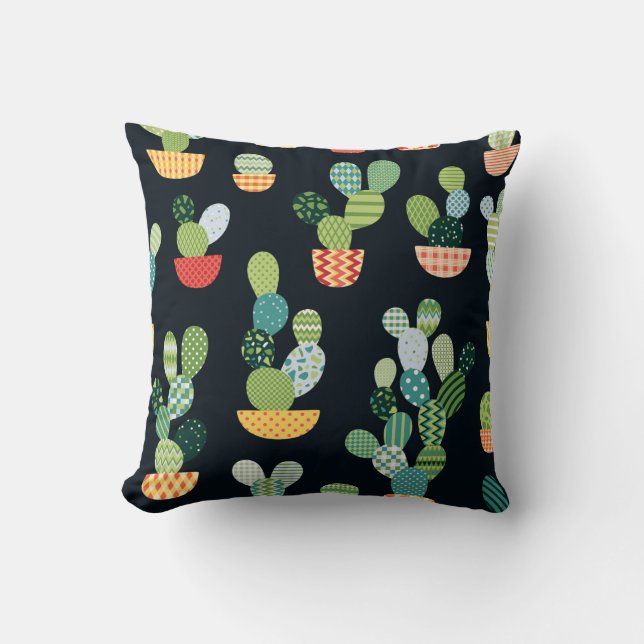 Almofada Patchwork Cactus Vegetais sem Olhos Padrão (Frente)