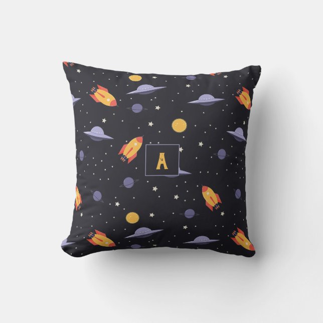 Almofada Pattern space lavender orange black monogram (Frente)