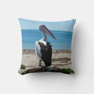 Almofada Pelican On Beach Rock,