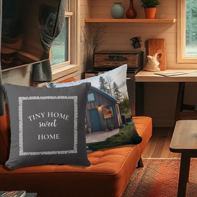 Almofada Pequena e russa vintagem de fotos caseiras (Rustic tiny home sweet home photo vintage throw pillow. Add your own text and photo to personalize.)