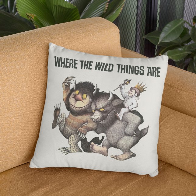 Almofada Personagens de Onde Vivem os Monstros (Pillow on chair)