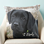 Almofada Pet Modern Foto Personalizada Pw Cachorro Impresso<br><div class="desc">Tudo parece melhor com a foto do seu animal! Adicione diversão e estilo a qualquer sala com seu travesseiro de fotos personalizado. Adicione a sua foto favorita a este travesseiro flexível e personalize com o nome do seu animal de estimação. Um presente gentil e único para você, família ou amigos!...</div>