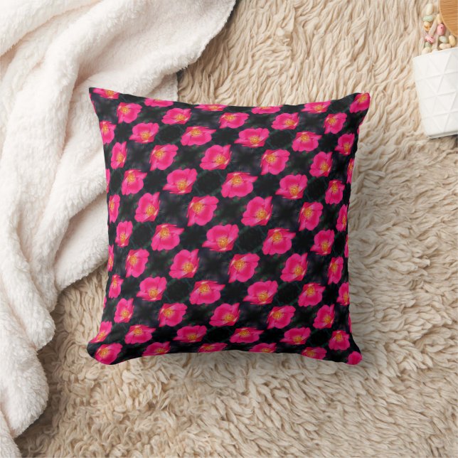 Almofada Pétalas de Rosa Rosa Vibrante Padrão Floral  (Cobertor)