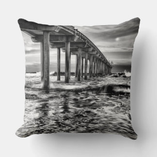 Almofada Pier em preto e branco ao amanhecer, Califórnia