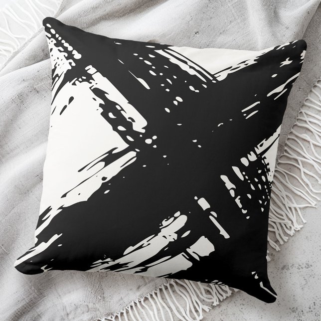 Almofada Pinceladas pretas e brancas desgrenhadas (Black and white messy brushstrokes throw pillow)
