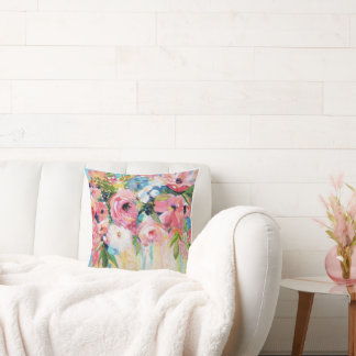 Almofada Pink Floral Throw Pillow