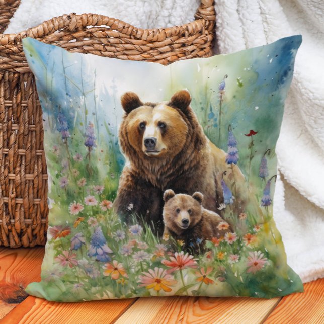 Almofada Pintura de Flores de Ursa Parda Mãe e Filhote (Mother grizzly bear and cub painting pillow)