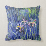 Almofada Pintura Monet - Irrises 2<br><div class="desc">Pintura de Claude Monet - travesseiro decorativo Irises 2. VIRGINIA5050,  produtos e presentes personalizados em www.zazzle.com/virginia5050*,  PaulKleeGiftShop,  InternationalGifts,  RetirementGiftStore,  BirthdayGiftStore,  ILoveGiftStore e FloridaGiftStore.zazzle.com/FloridaGiftStore.</div>