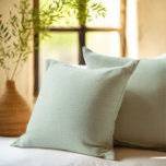 Almofada Plano de fundo verde de sábio personalizado simple<br><div class="desc">Simples e elegante plano de fundo personalizado sage-green.</div>
