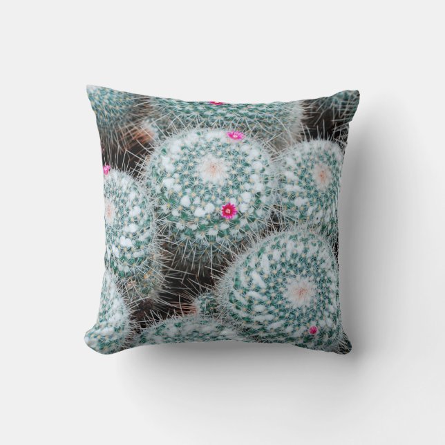 Almofada Plantas de Cactus com Flores Rosa Pequenas (Frente)