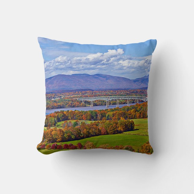 Almofada Ponte Rhinecliff no outono (Frente)