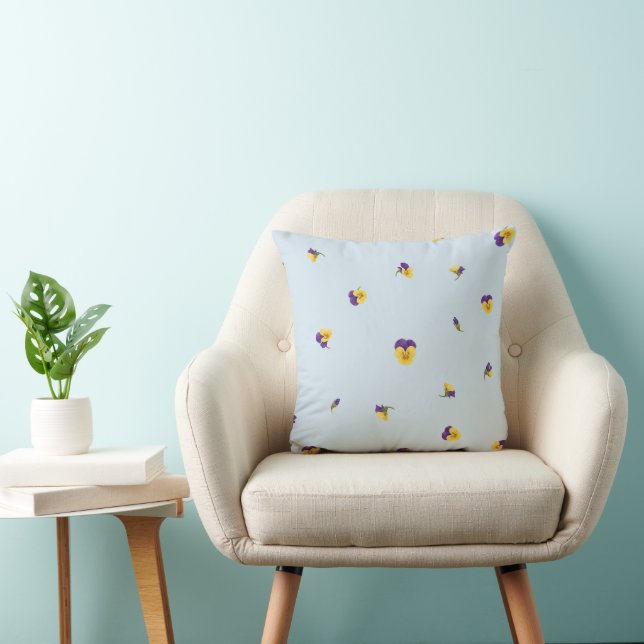 Almofada Powder Blue Yellow Purple Viola Floral Pattern (Cadeira)
